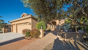 Welcome to 24140 S Lakeway Cir NW located in the Oakwood community of Sun Lakes AZ!