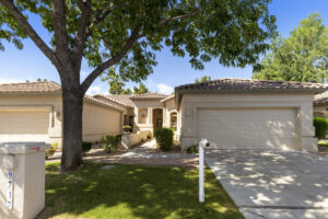 Welcome home to 9717 E Holiday Way. 