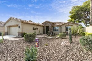 Welcome home to 10061 E Coopers Hawk Dr.
