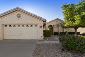 Welcome home to 23903 S Sunvista Dr. 