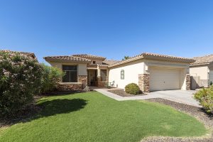 Welcome home to 24722 S Golfview Dr. 